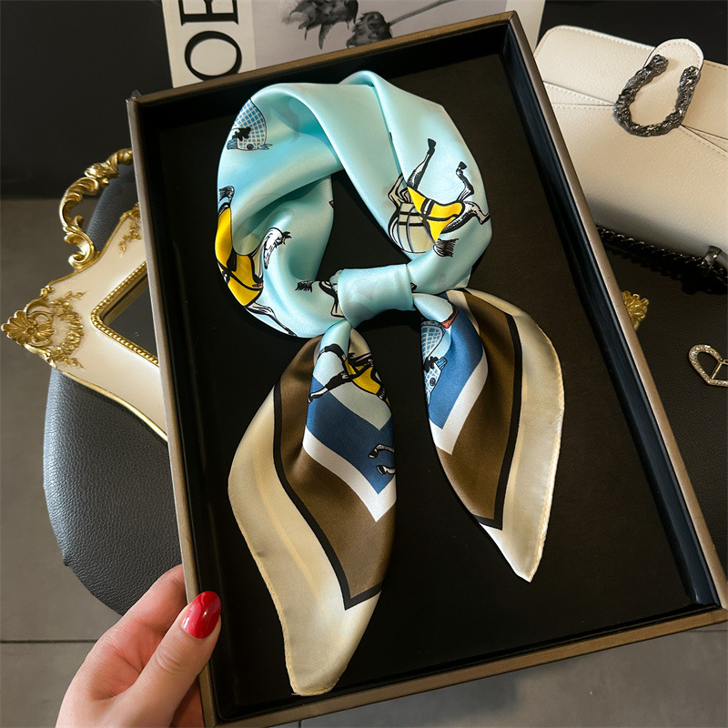 Luxury Brand 2026 Horse Print  - Women Accessories Brands recension och pris